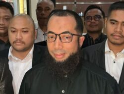 6 Fakta Mengejutkan Kasus Korupsi Kuota Haji Khalid Basalamah