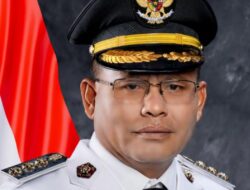 Sosok Wali Kota Prabumilih Viral: Dugaan Pencopotan Kepsek