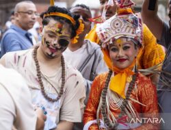 Festival Besar di Nepal: Holi hingga Janai Purnima