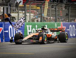 Piastri Hentikan Penantian 30 Tahun McLaren